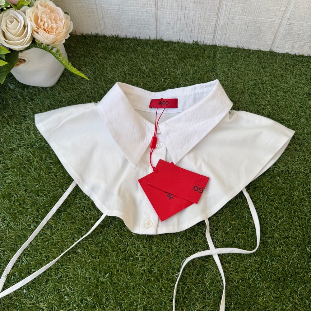 HUGO White Detachable Collar with Red Brand Tags Peter Pan Collar New with tags - Picture 4 of 6
